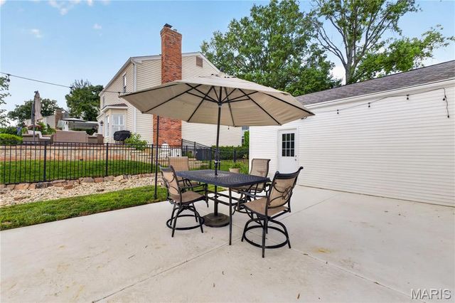 15534 Wendimill Drive, Chesterfield, MO 63017