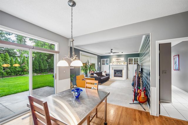 8110 Chambery Boulevard, Johnston, IA 50131