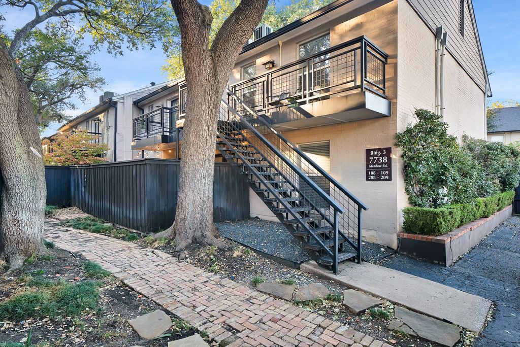 7738 Meadow Road 109, Dallas, TX 75230