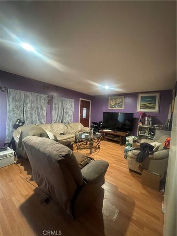 10001 Frontage Road 73, South Gate, CA 90280