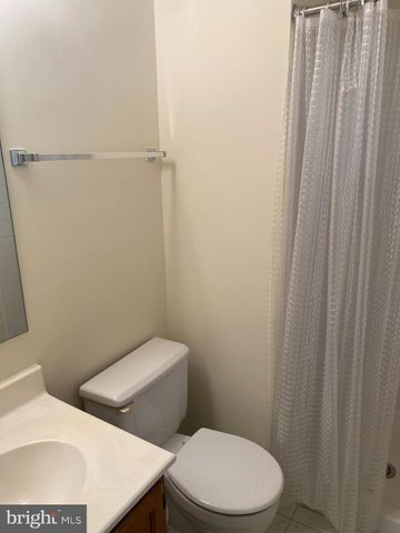 9006 PICKWICK VILLAGE TER, Silver Spring, MD 20901