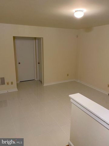 9006 PICKWICK VILLAGE TER, Silver Spring, MD 20901