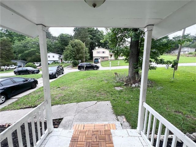 843 Ray Drive NW, Conyers, GA 30012