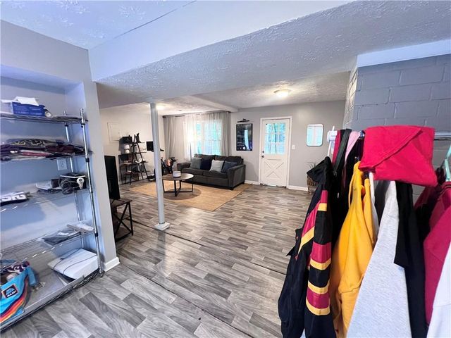 843 Ray Drive NW, Conyers, GA 30012