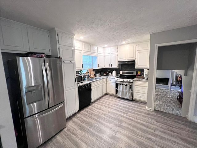 843 Ray Drive NW, Conyers, GA 30012