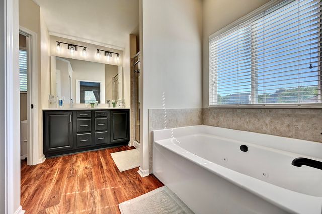 1579 Battery Circle, Hebron, KY 41048