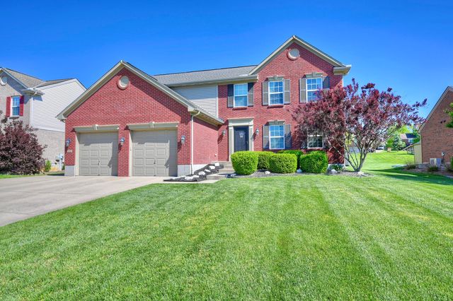1579 Battery Circle, Hebron, KY 41048