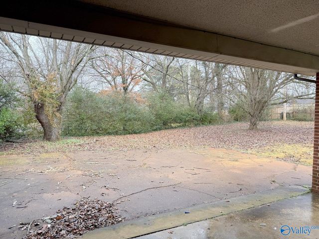 2106 Sullivan Road, Huntsville, AL 35810