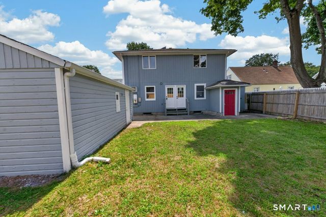 214 Burnsford Avenue, Bridgeport, CT 06606