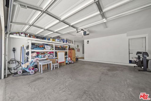 7658 Topanga Canyon Boulevard 113, Canoga Park, CA 91304