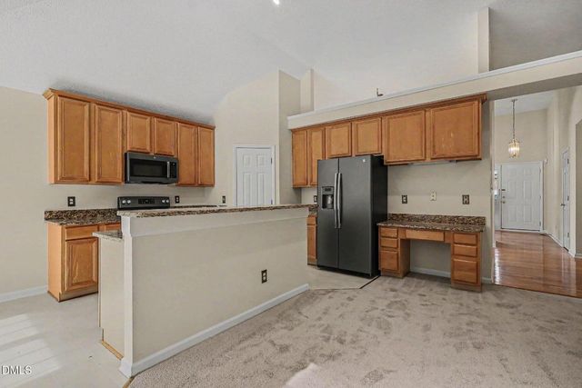 404 Ravenstone Drive, Cary, NC 27518