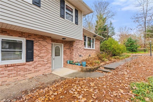 2703 Tillbrook Place, Greensboro, NC 27408