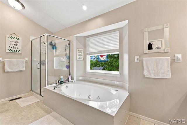 5576 Kellridge Lane, Unincorporated, MO 63128