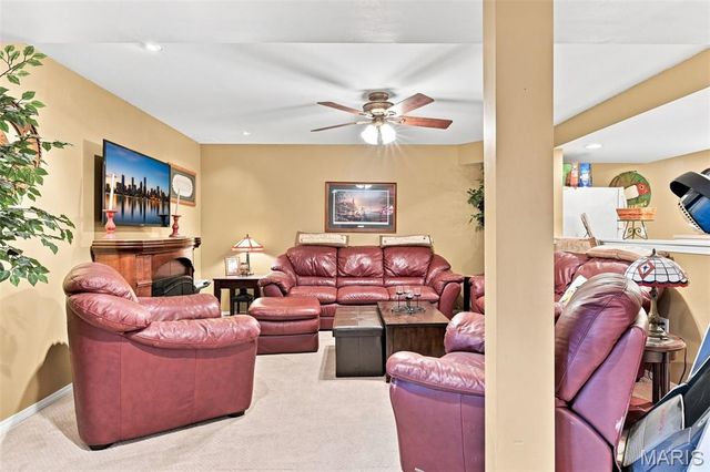 5576 Kellridge Lane, Unincorporated, MO 63128