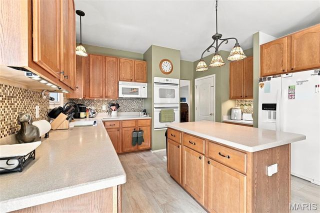 5576 Kellridge Lane, Unincorporated, MO 63128