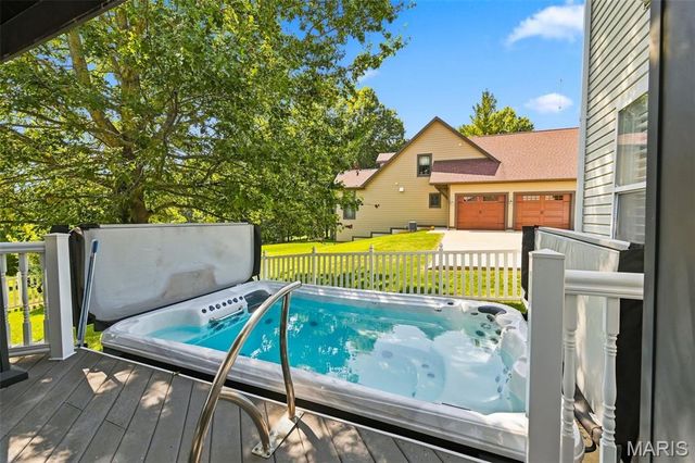 5576 Kellridge Lane, Unincorporated, MO 63128