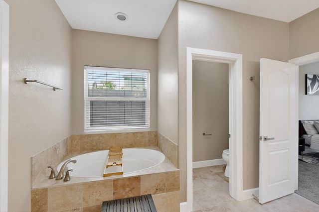 5916 S SANDIA Court NE, Rio Rancho, NM 87144