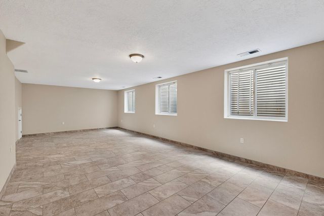 5916 S SANDIA Court NE, Rio Rancho, NM 87144