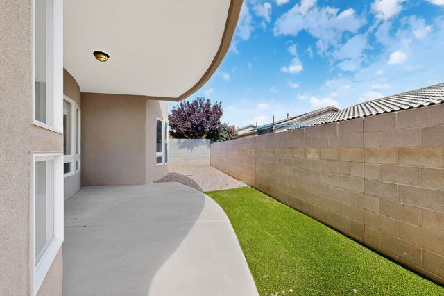 5916 S SANDIA Court NE, Rio Rancho, NM 87144