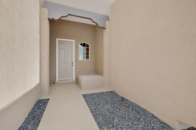 5916 S SANDIA Court NE, Rio Rancho, NM 87144