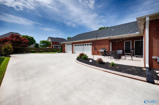 252 Old Overton Drive, Madison, AL 35756