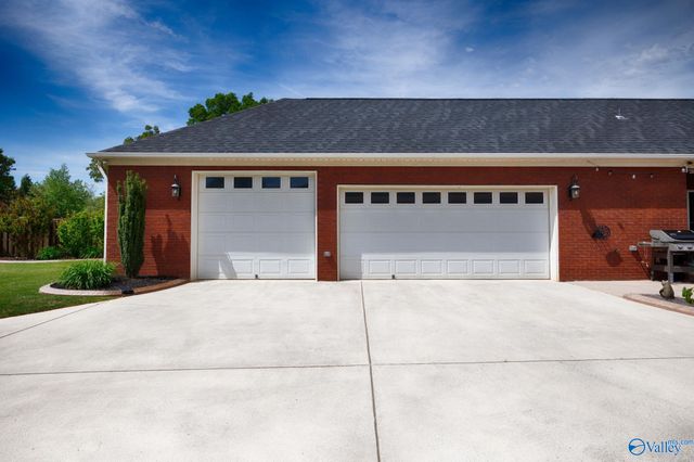 252 Old Overton Drive, Madison, AL 35756