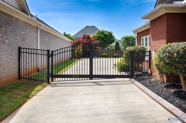 252 Old Overton Drive, Madison, AL 35756