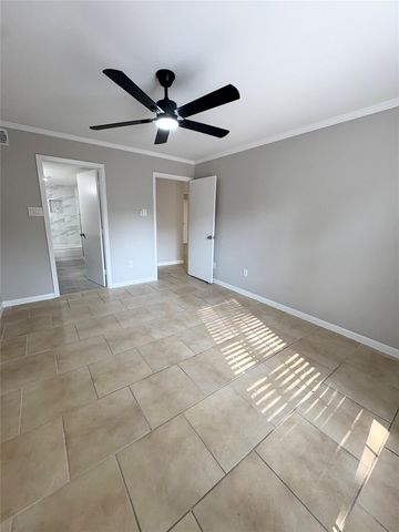 2800 Jeanetta Street 408, Houston, TX 77063