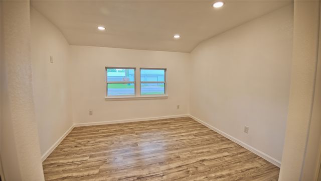 103 Phillips Street, St Jo, TX 76265