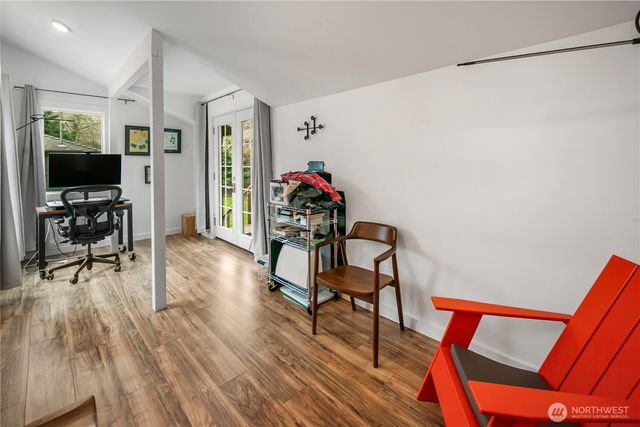 11009 Asta Lane SW, Vashon, WA 98070