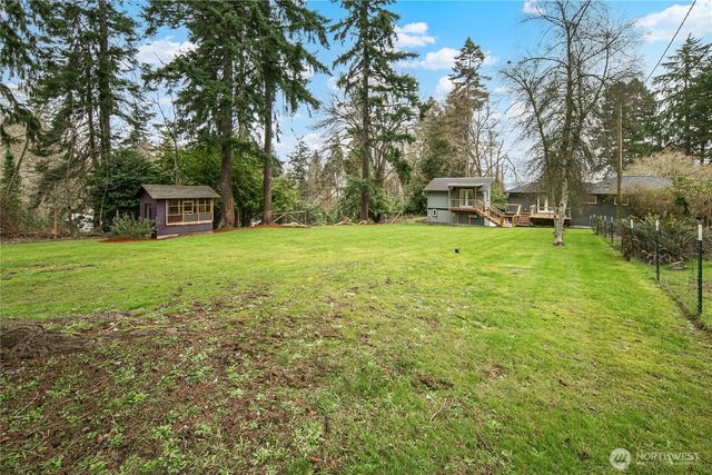 11009 Asta Lane SW, Vashon, WA 98070