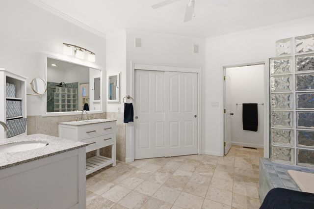 1080 Squirrel Creek Pl, Auburn, CA 95602