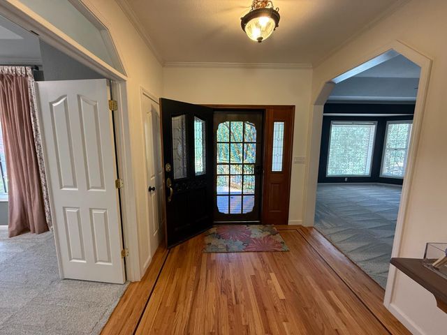 1080 Squirrel Creek Pl, Auburn, CA 95602