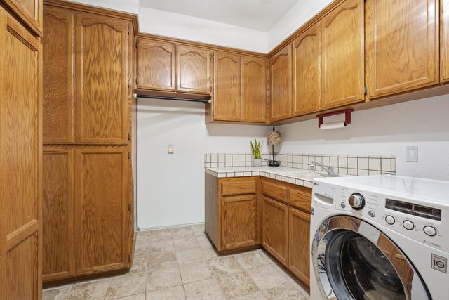 1080 Squirrel Creek Pl, Auburn, CA 95602