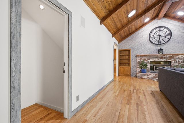 1080 Squirrel Creek Pl, Auburn, CA 95602
