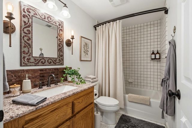 1080 Squirrel Creek Pl, Auburn, CA 95602