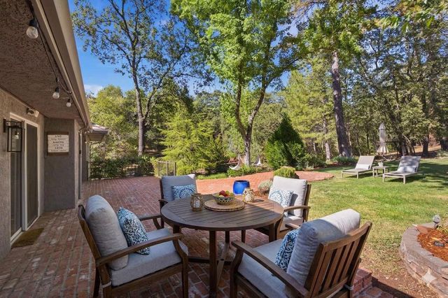 1080 Squirrel Creek Pl, Auburn, CA 95602