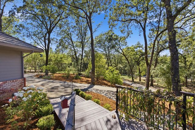 1080 Squirrel Creek Pl, Auburn, CA 95602