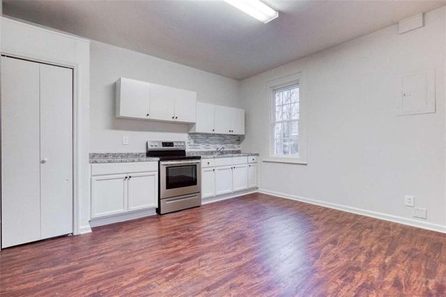 126 6th Street, Monroe, GA 30655