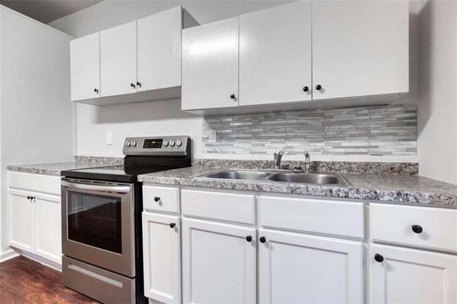 126 6th Street, Monroe, GA 30655