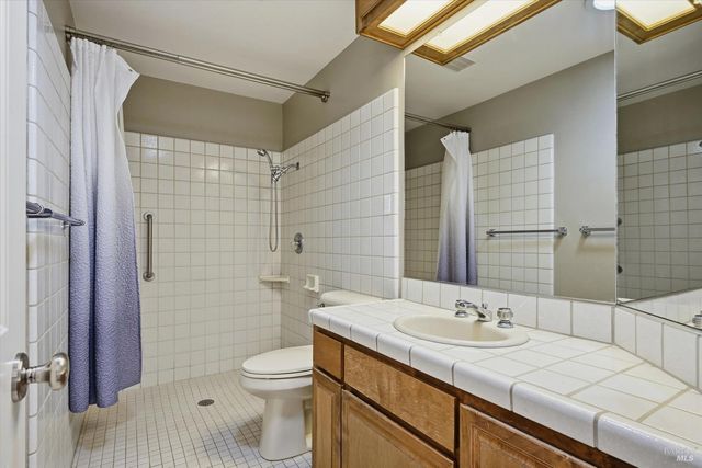 19246 N Shore Ct, Hidden Valley Lake, CA 95467