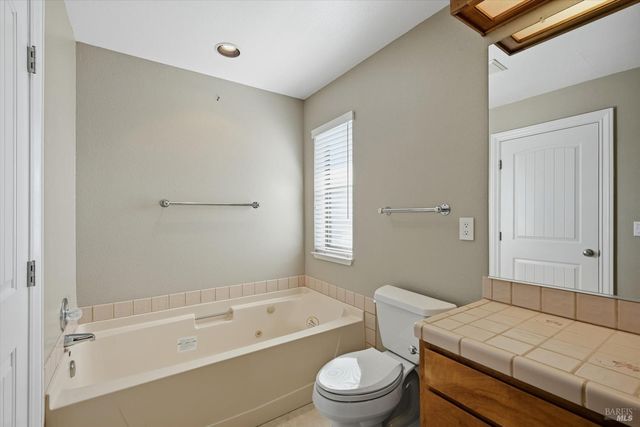 19246 N Shore Ct, Hidden Valley Lake, CA 95467