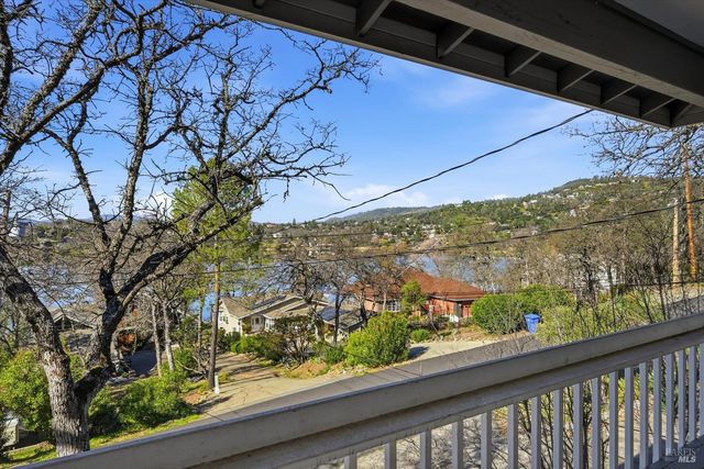 19246 N Shore Ct, Hidden Valley Lake, CA 95467