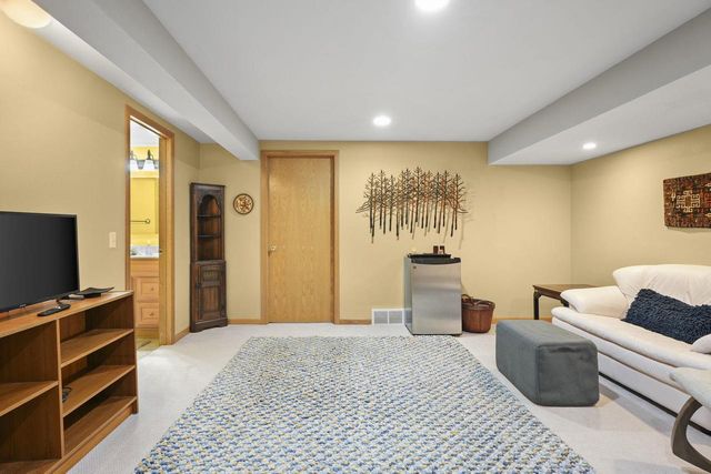 518 Valley Road, Madison, WI 53714