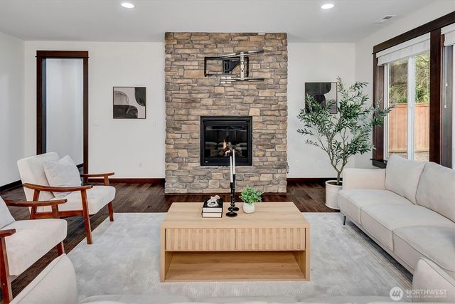 10125 NE 147th Street, Bothell, WA 98011