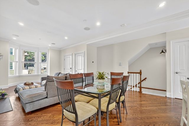 671 E 5th St 1, Boston, MA 02127