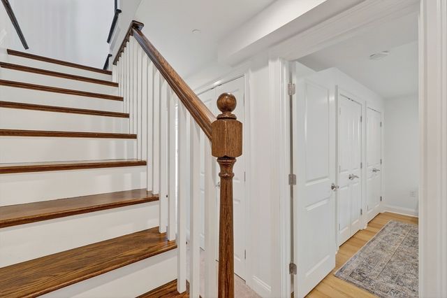 671 E 5th St 1, Boston, MA 02127