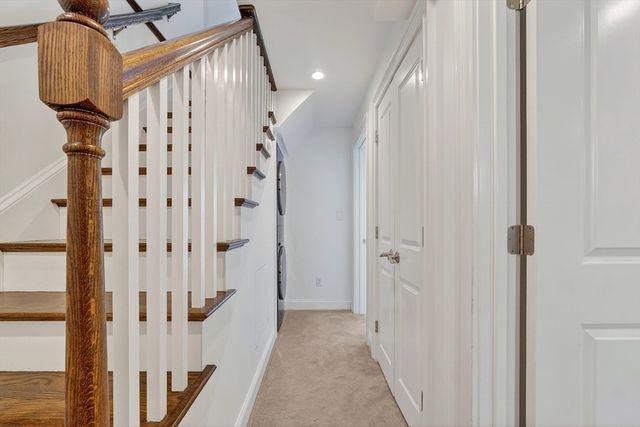 671 E 5th St 1, Boston, MA 02127