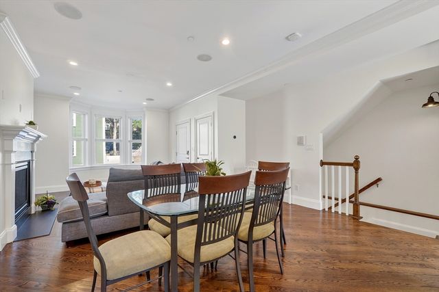 671 E 5th St 1, Boston, MA 02127