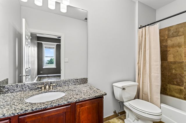 2510 W Irving Park Road 401, Chicago, IL 60618